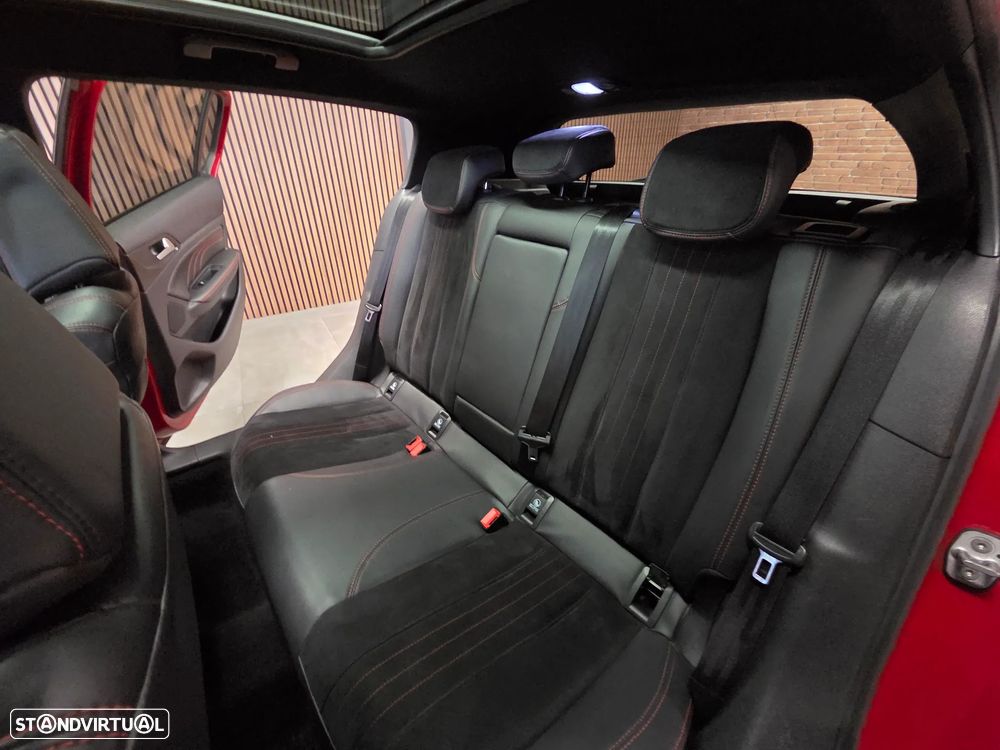 Peugeot 308 BlueHDi FAP 180 EAT8 Stop & Start GT - 24