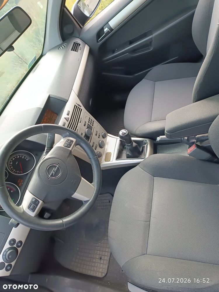 Opel Astra 1.6 - 7