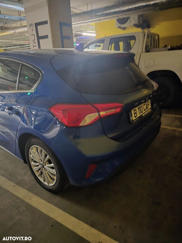 Ford Focus 1.0 EcoBoost MHEV Titanium - 1