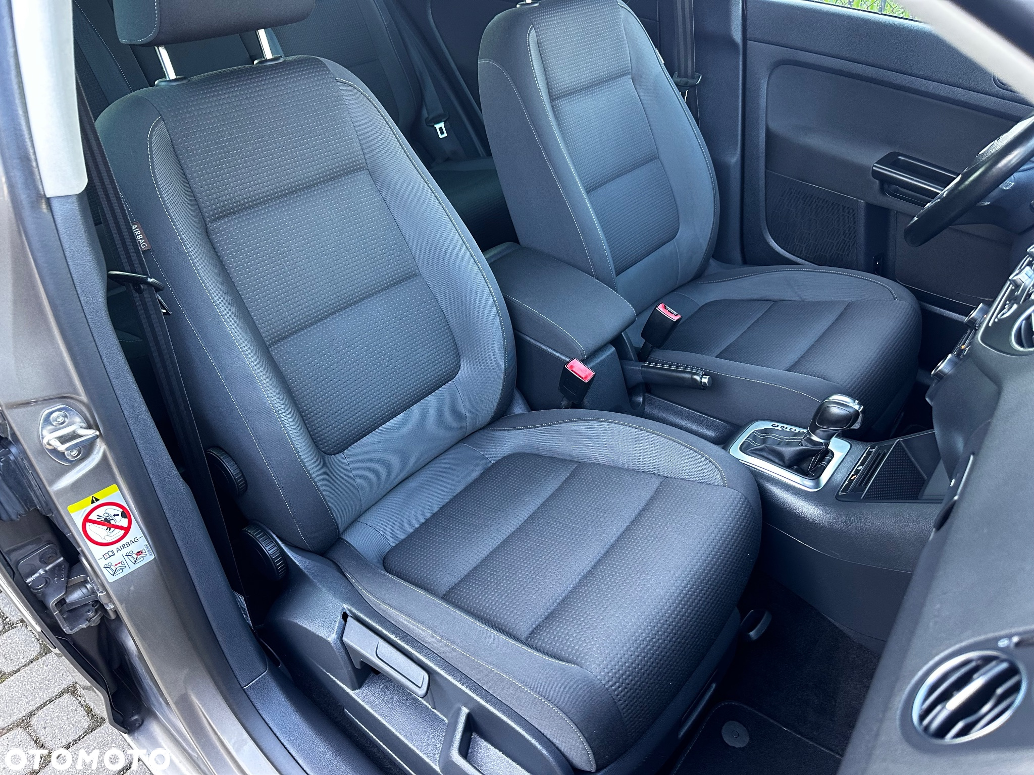 Volkswagen Golf Plus 1.4 TSI DSG Style - 27