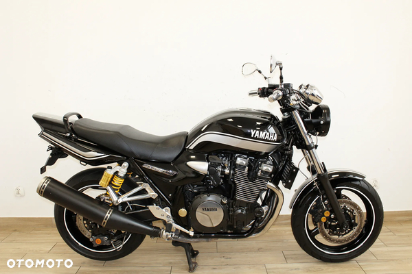 Yamaha XJR