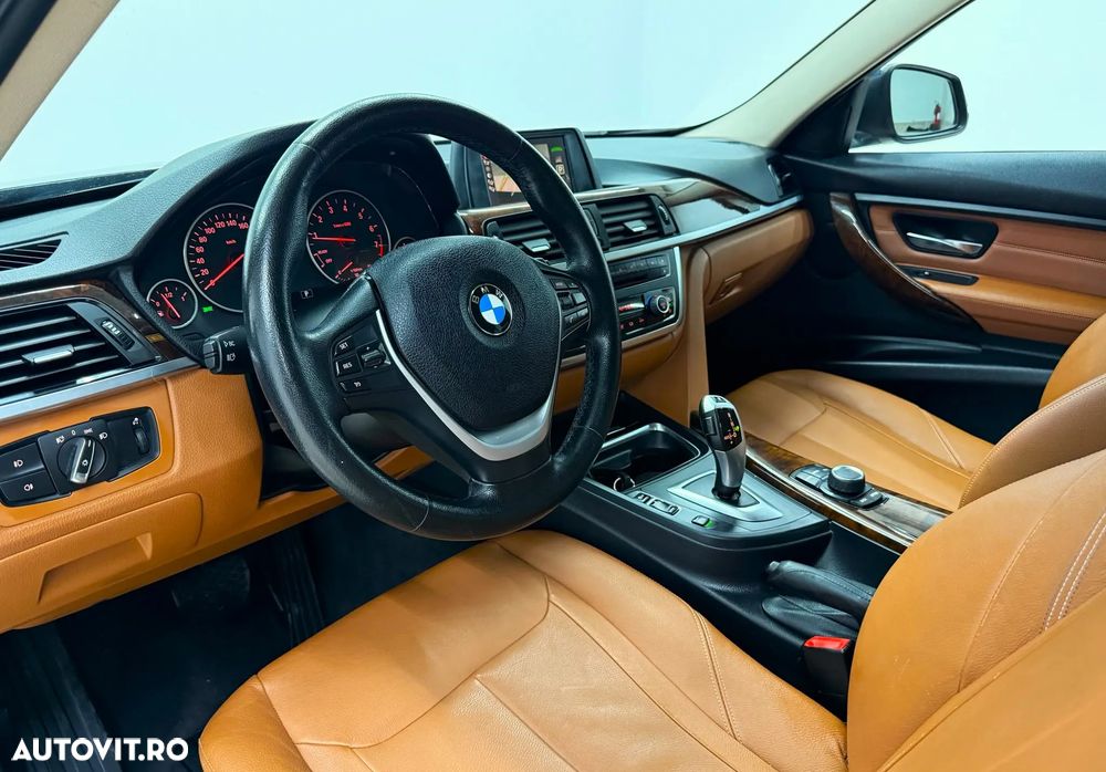BMW Seria 3 320i Aut. Luxury Line - 7