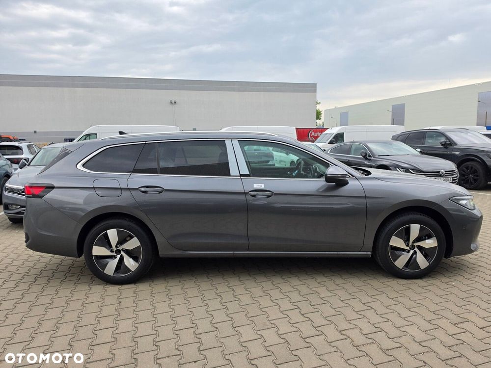 Volkswagen Passat Variant 1.5 TSI eHybrid PHEV 150kW Business Plus DSG - 8