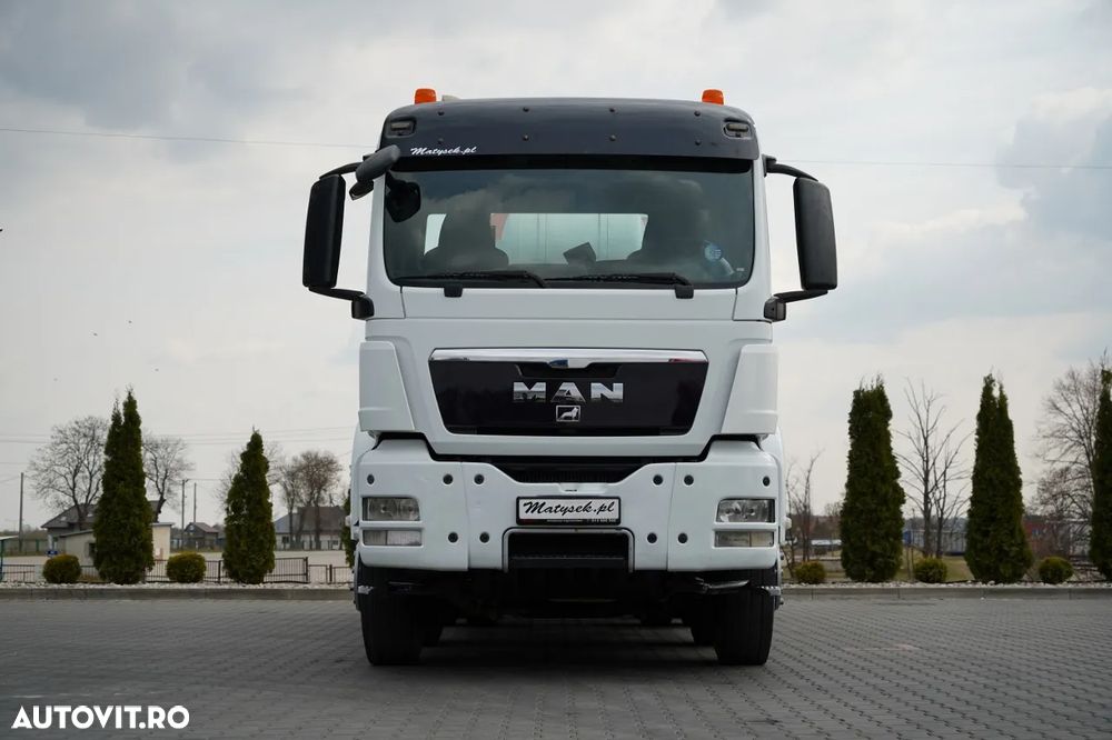 MAN TGS 32.400 / 8x4 / BETONIERĂ LIEBHERR / BETONIERĂ 9 M3 / JANTE DIN ALIAJ / EURO 5 - 9