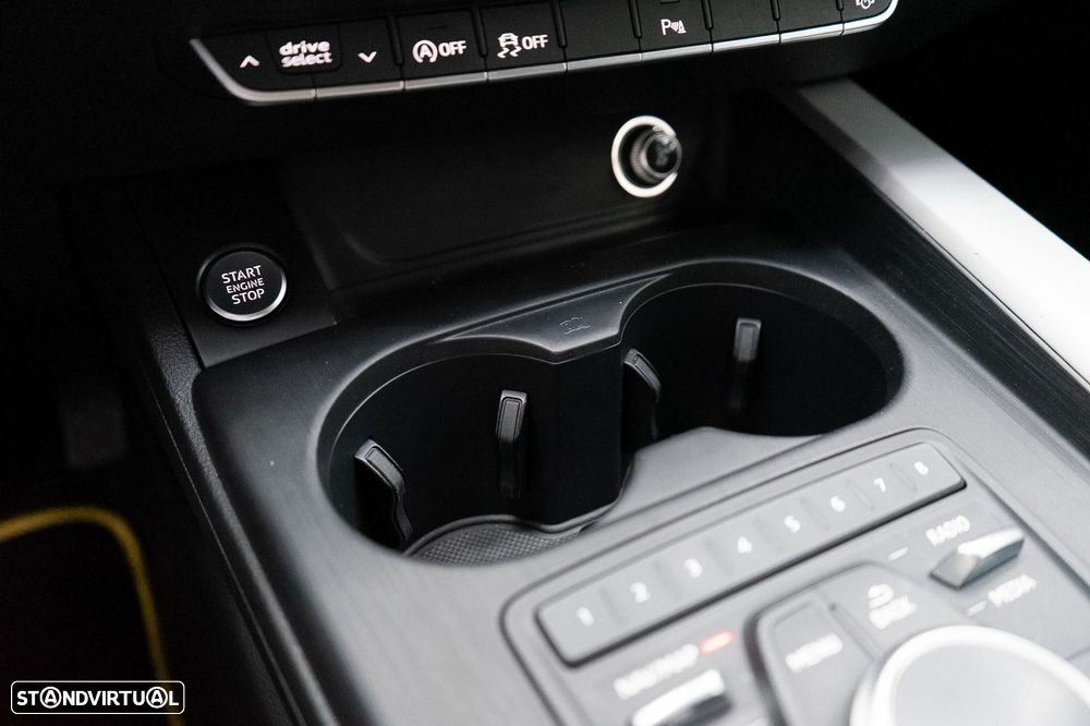 Audi A4 Avant 40 TDI Advanced S tronic - 32