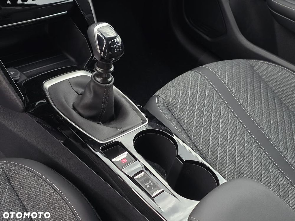 Peugeot 208 1.2 PureTech Allure S&S - 13