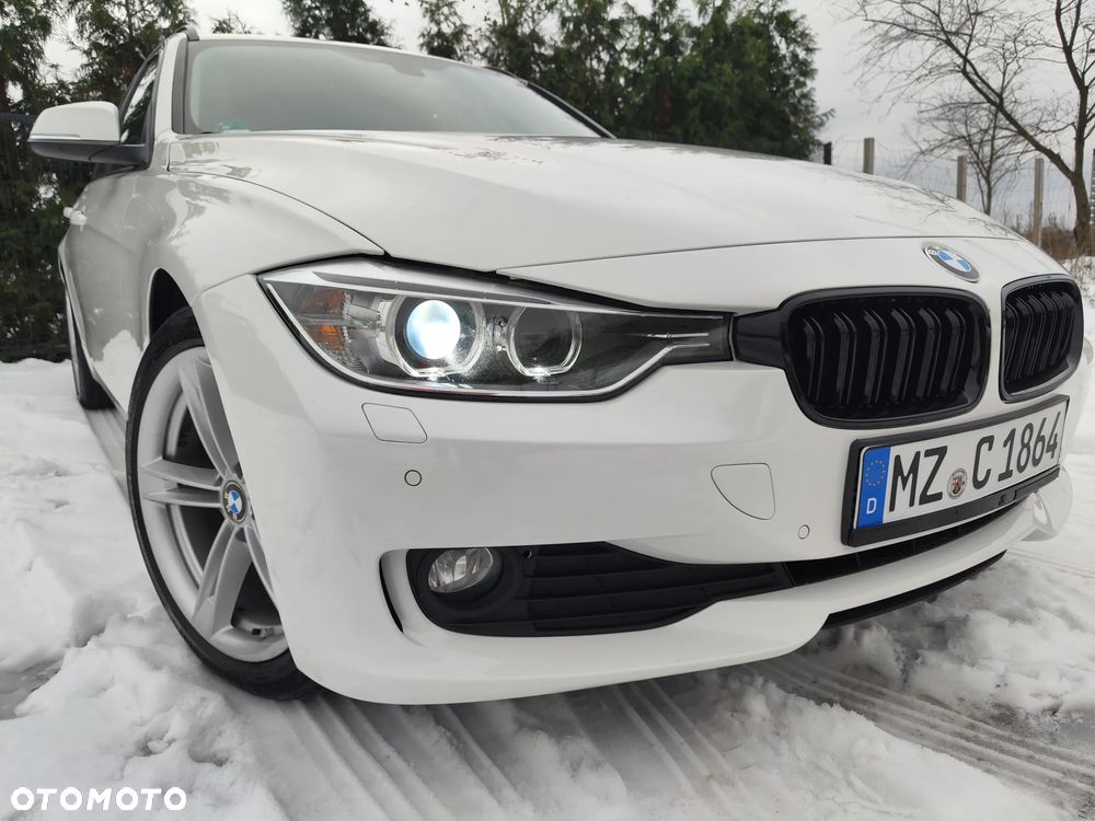 BMW Seria 3 318d DPF Edition Lifestyle - 12
