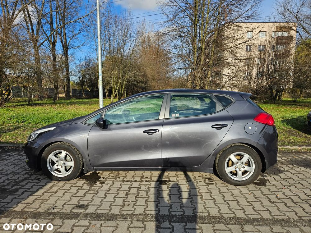 Kia Ceed 1.6 CRDi M - 2