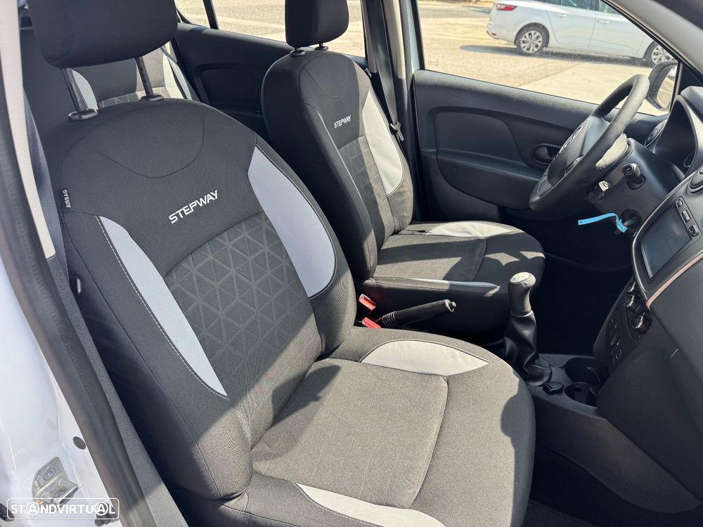 Dacia Sandero 0.9 TCe Stepway 124g - 9