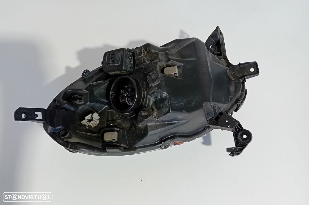 Ótica / farol esquerda NISSAN Micra III (K12) - 4