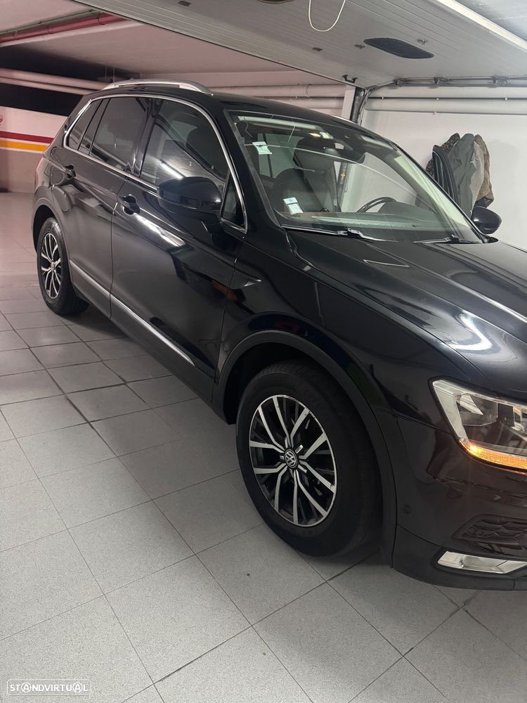 VW Tiguan 2.0 TDI Confortline - 10