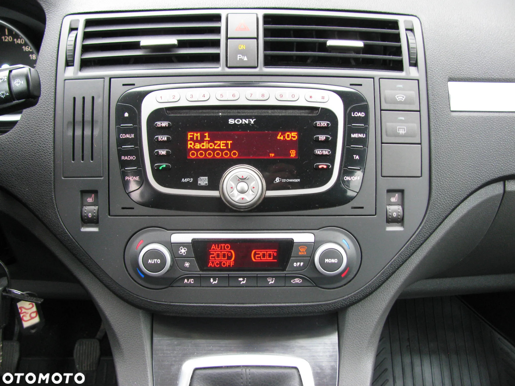 Ford C-MAX 1.8 Ambiente - 21