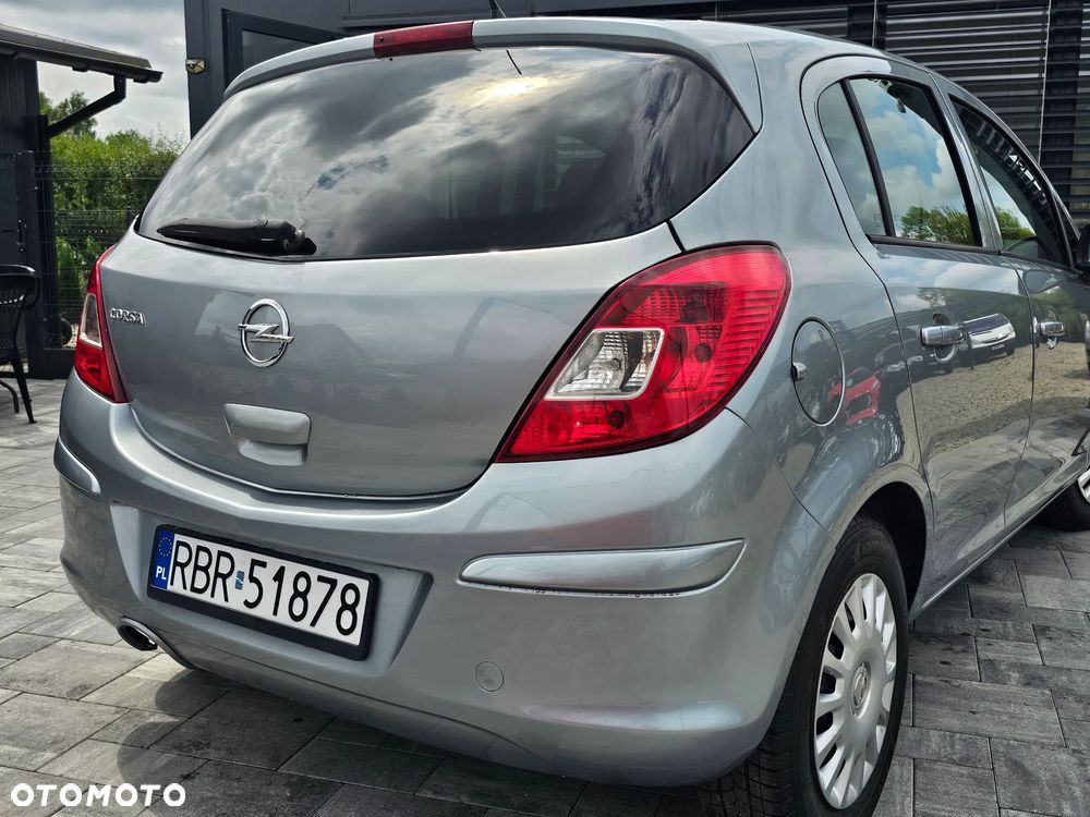 Opel Corsa 1.2 16V Enjoy - 24