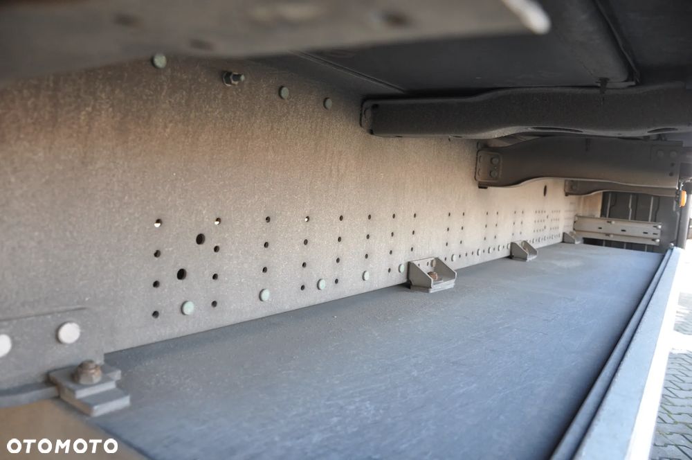 Schmitz Cargobull STANDARD KOSZ NA EP OCYNK PODNOSZONA OŚ - 18