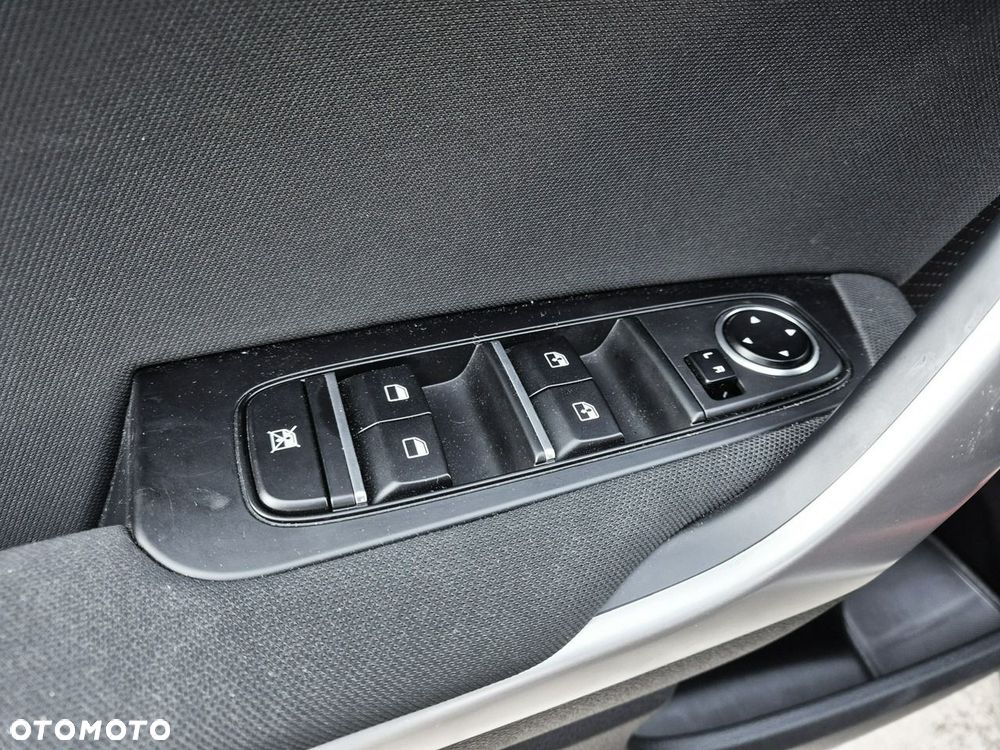 Kia XCeed 1.5 T-GDI Business Line DCT - 23