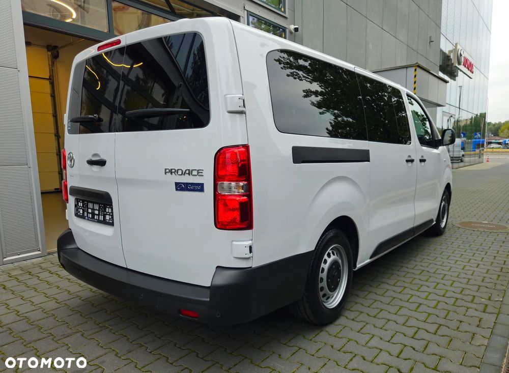 Toyota Proace Verso 2.2 D4-D Long Combi - 8