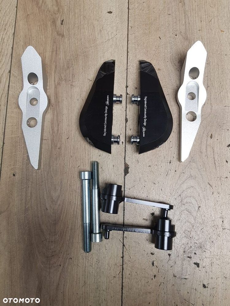 Crash pady Top Block Racing RLH22 Honda CBR 1000RR 08-11 - 8