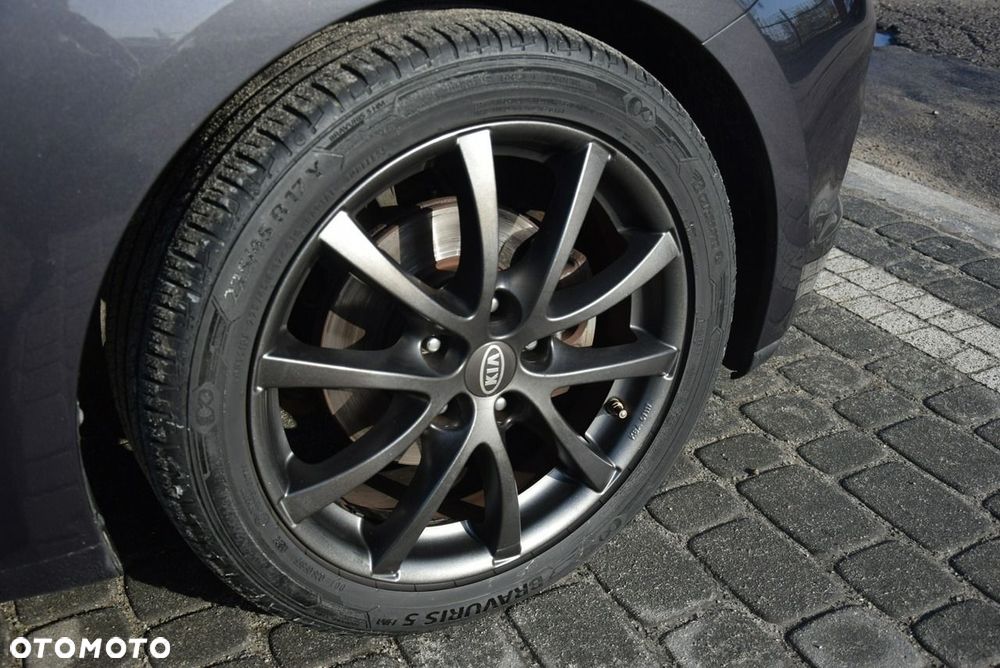 Kia Ceed 1.4 CVVT Attract - 12