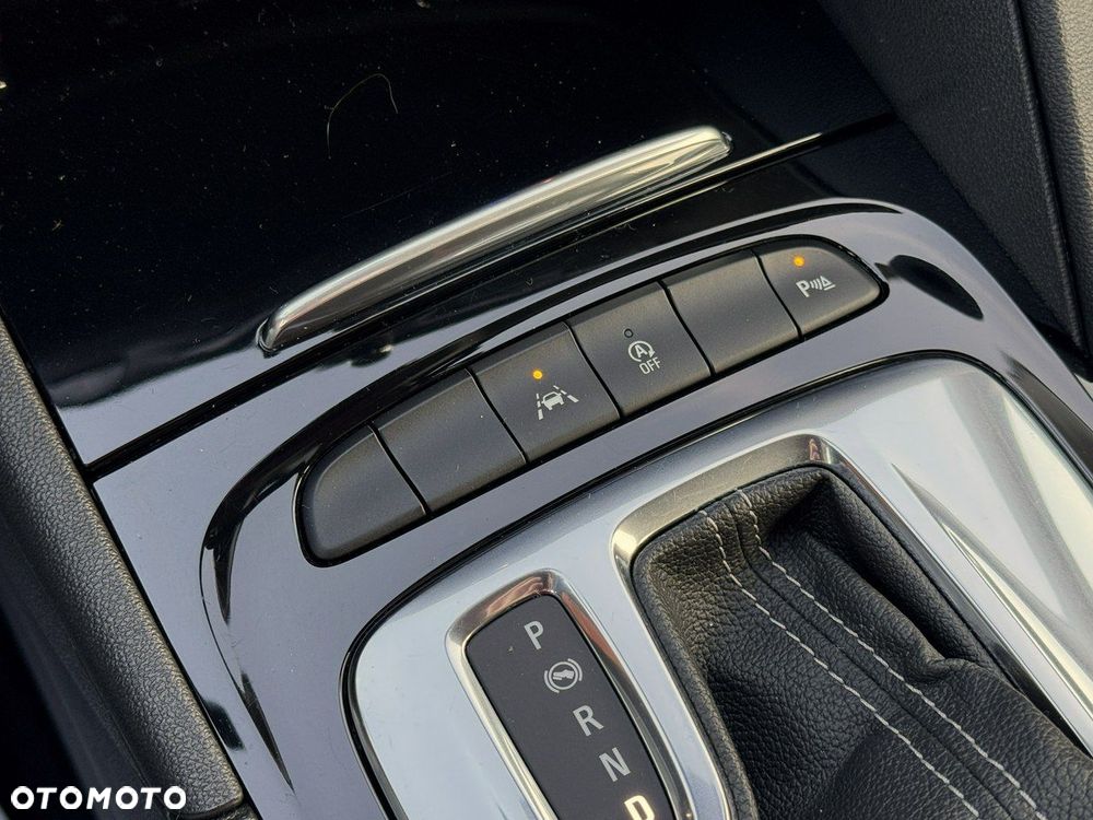 Opel Insignia - 33