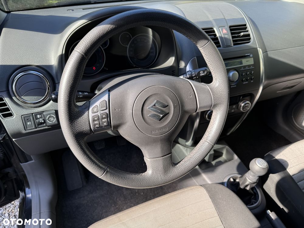 Suzuki SX4 - 17