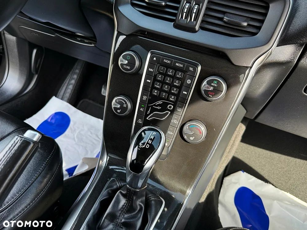 Volvo V40 D2 Geartronic Inscription - 34