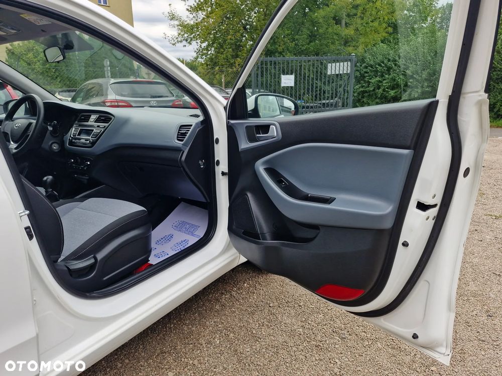 Hyundai i20 1.25 Classic + - 16