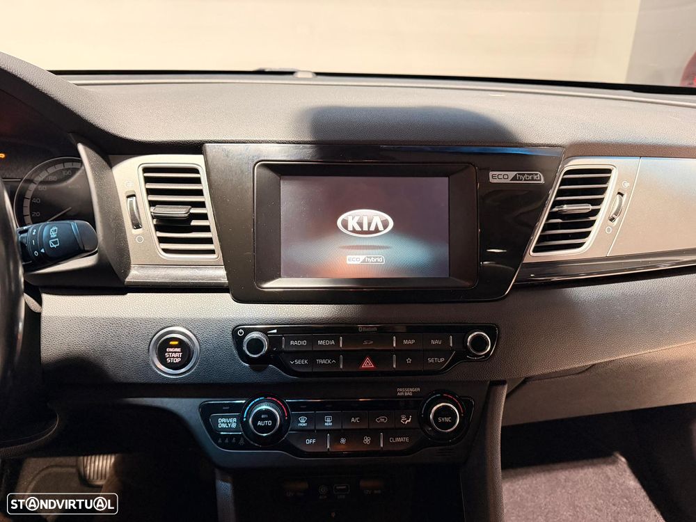 Kia Niro 1.6 GDi HEV - 18