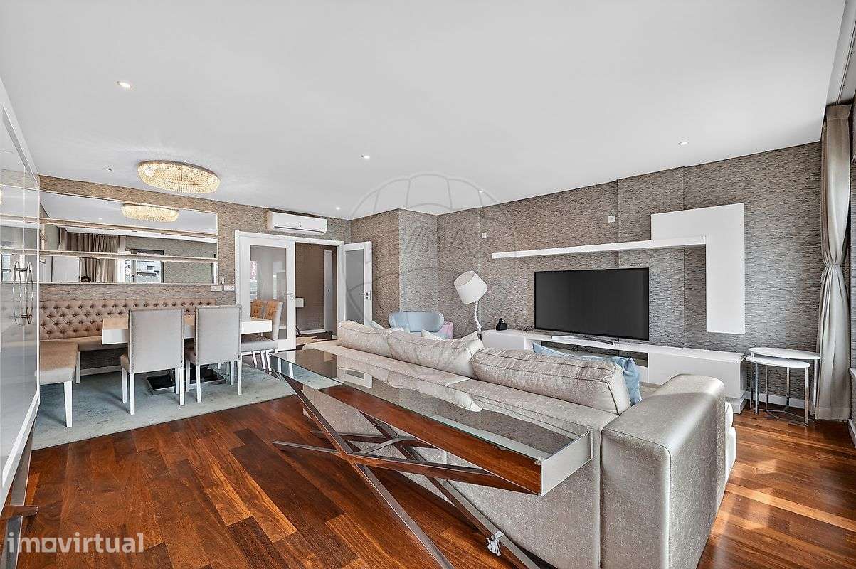 Apartamento T4 para arrendamento - Grande imagem: 4/48