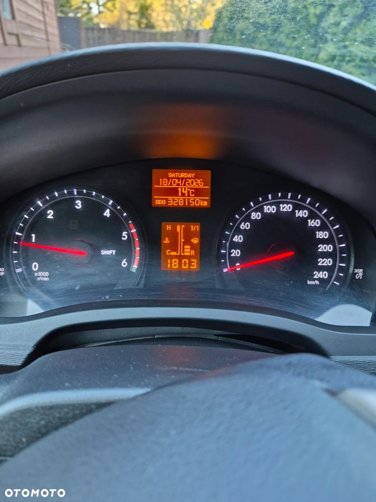 Toyota Avensis 2.0 D-4D Premium - 12