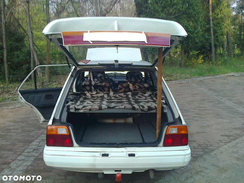 Polonez Caro - 8