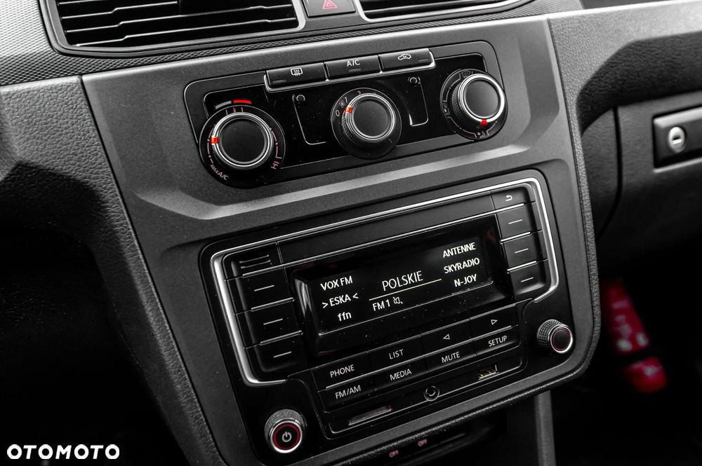 Volkswagen Caddy - 26