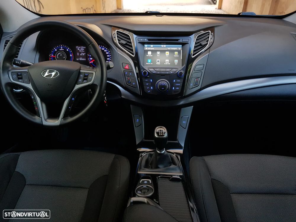 Hyundai i40 SW 1.7 CRDi Blue Comfort - 15