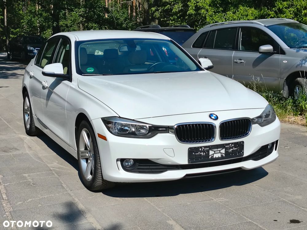 BMW Seria 3 320i Sport-Aut Luxury Line - 4