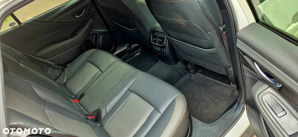 Subaru Outback - 11