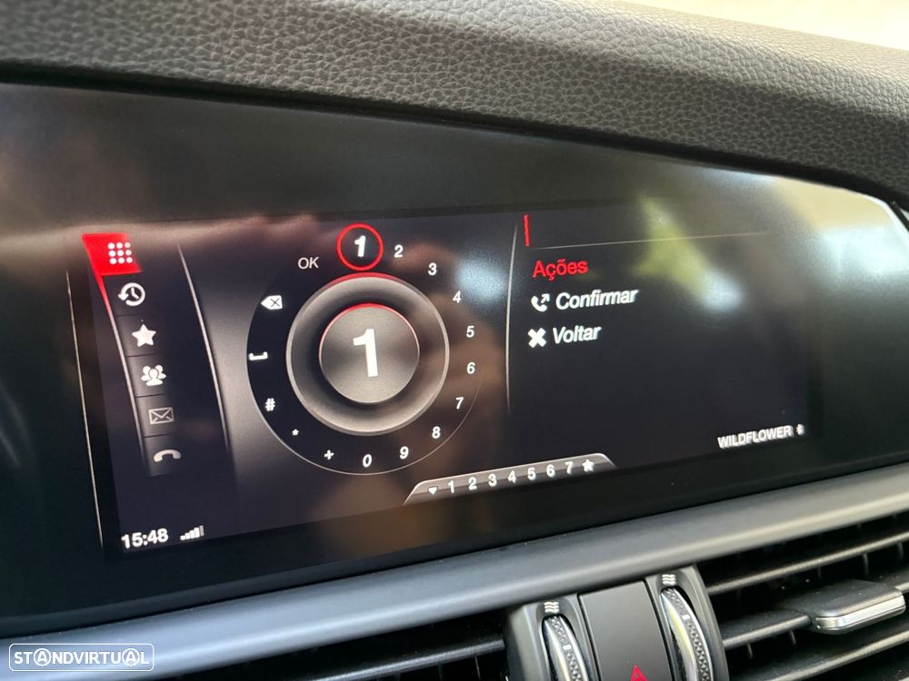 Alfa Romeo Giulia 2.2 D Super AT8 - 26