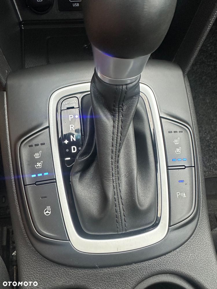 Hyundai Kona 1.6 GDI DCT EDITION 30+ - 17