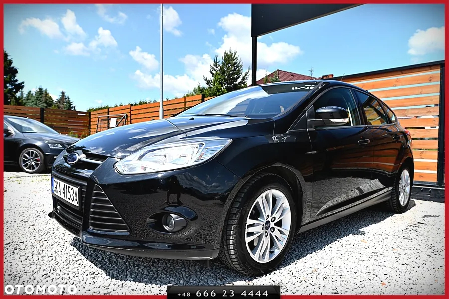 Ford Focus Turnier 1.0 EcoBoost Start-Stopp-System TITANIUM - 4