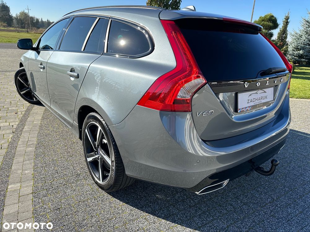 Volvo V60 D4 Geartronic Summum - 14