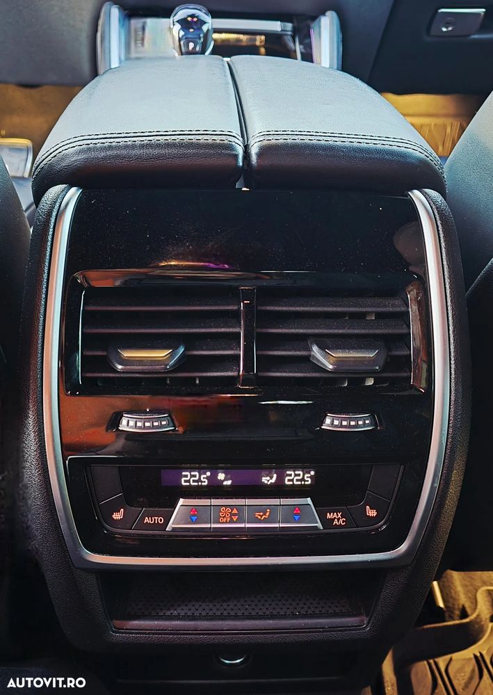 BMW X6 xDrive40i AT MHEV - 9