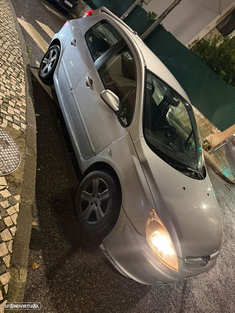 Peugeot 307 1.6 HDi Premium - 2