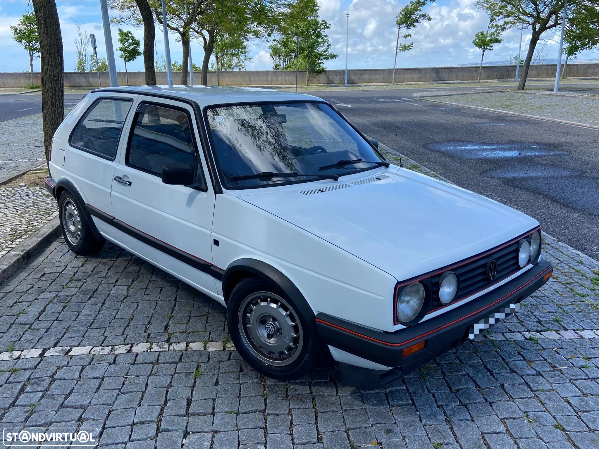 VW Golf 1.6 GTD - 6