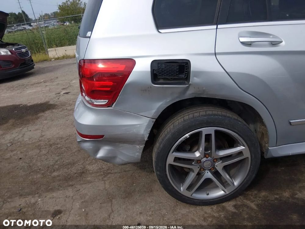 Mercedes-Benz GLK 350 4-Matic - 9