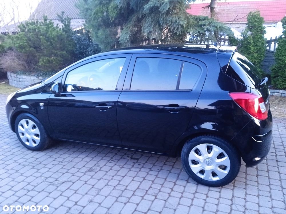 Opel Corsa 1.4 16V Edition - 3