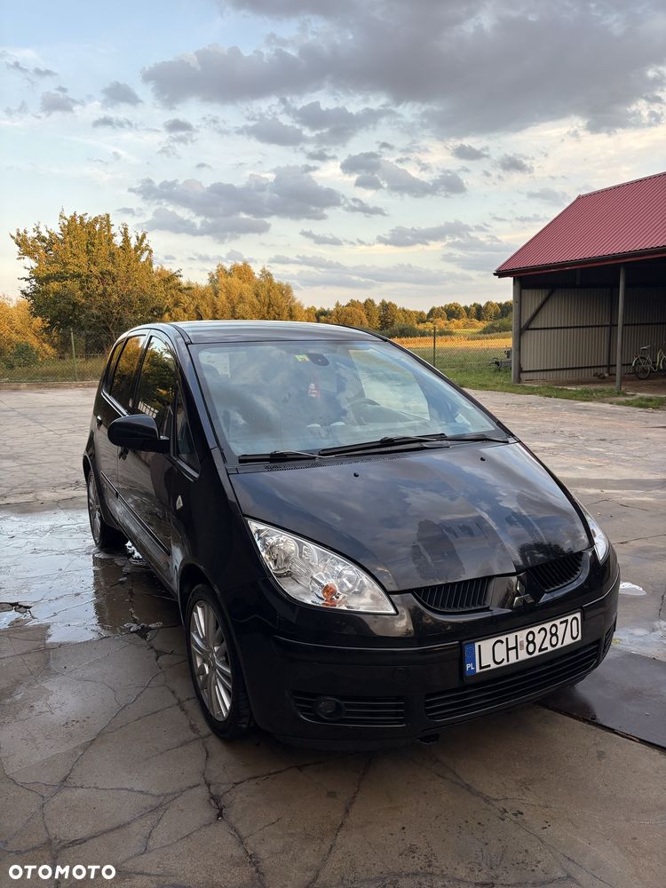 Mitsubishi Colt - 1