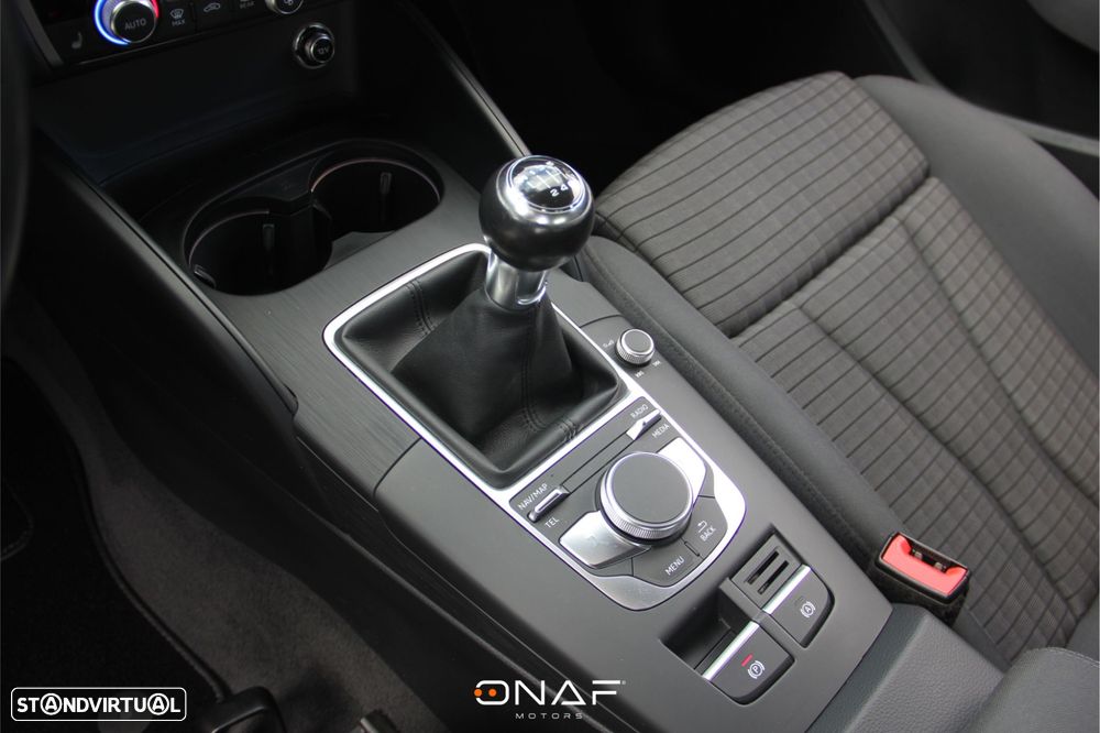 Audi A3 Sportback 30 TFSI Sport - 20