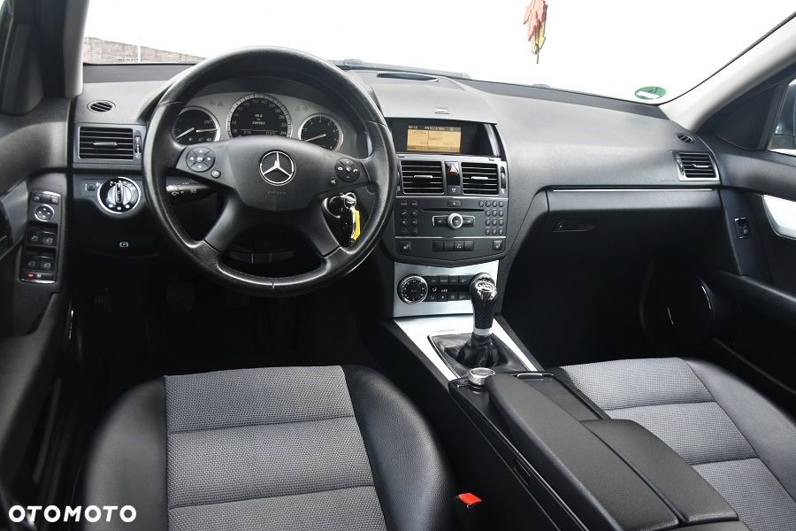 Mercedes-Benz Klasa C 200 Kompressor Avantgarde - 18