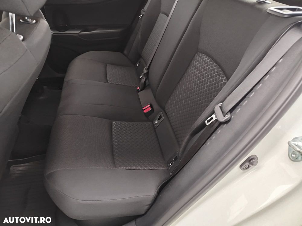 Toyota C-HR 1.8 HSD 4x2 CVT C-enter - 30