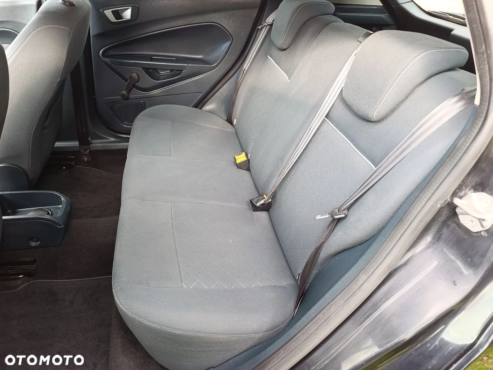 Ford Fiesta - 7