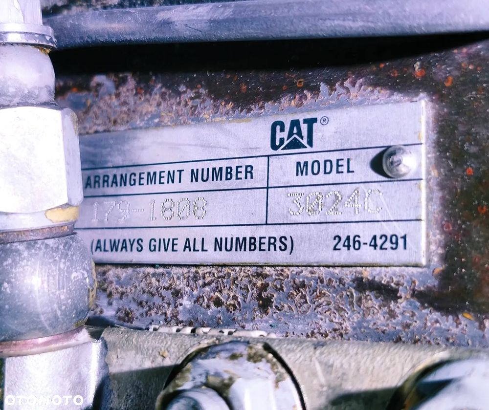 Caterpillar 216B - 11