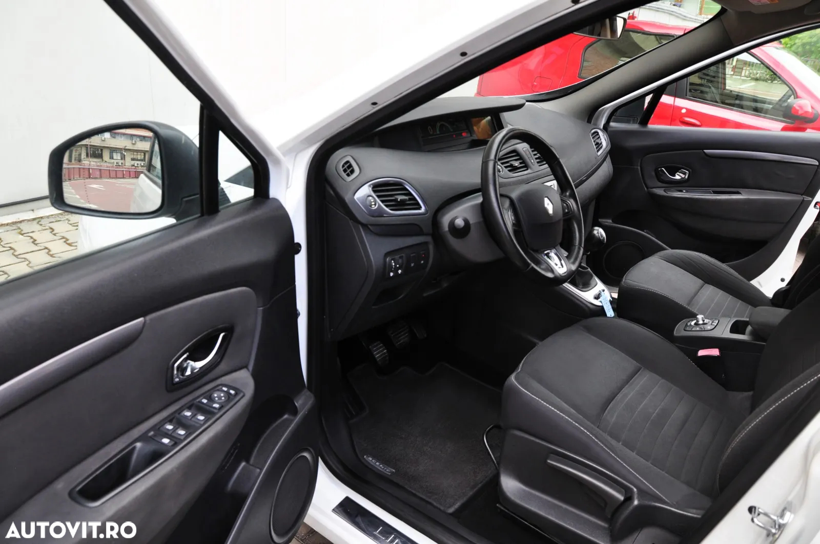 Renault Scenic dCi 110 LIMITED - 20
